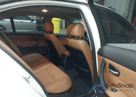 2011 BMW 328I z USA, uszkodzony, nr VIN WBAPH5G54BNM76843